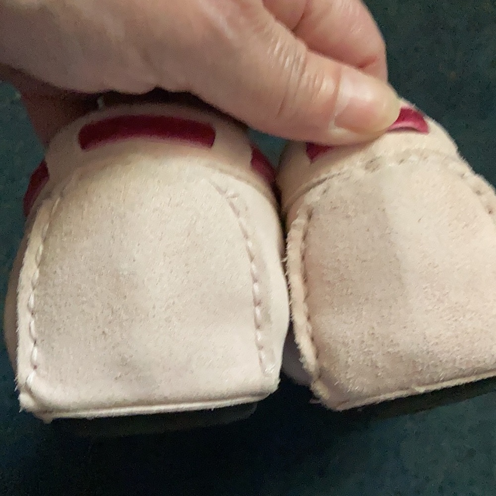 Cole Haan  leather and suede women’s slippers - Picture 4 of 6